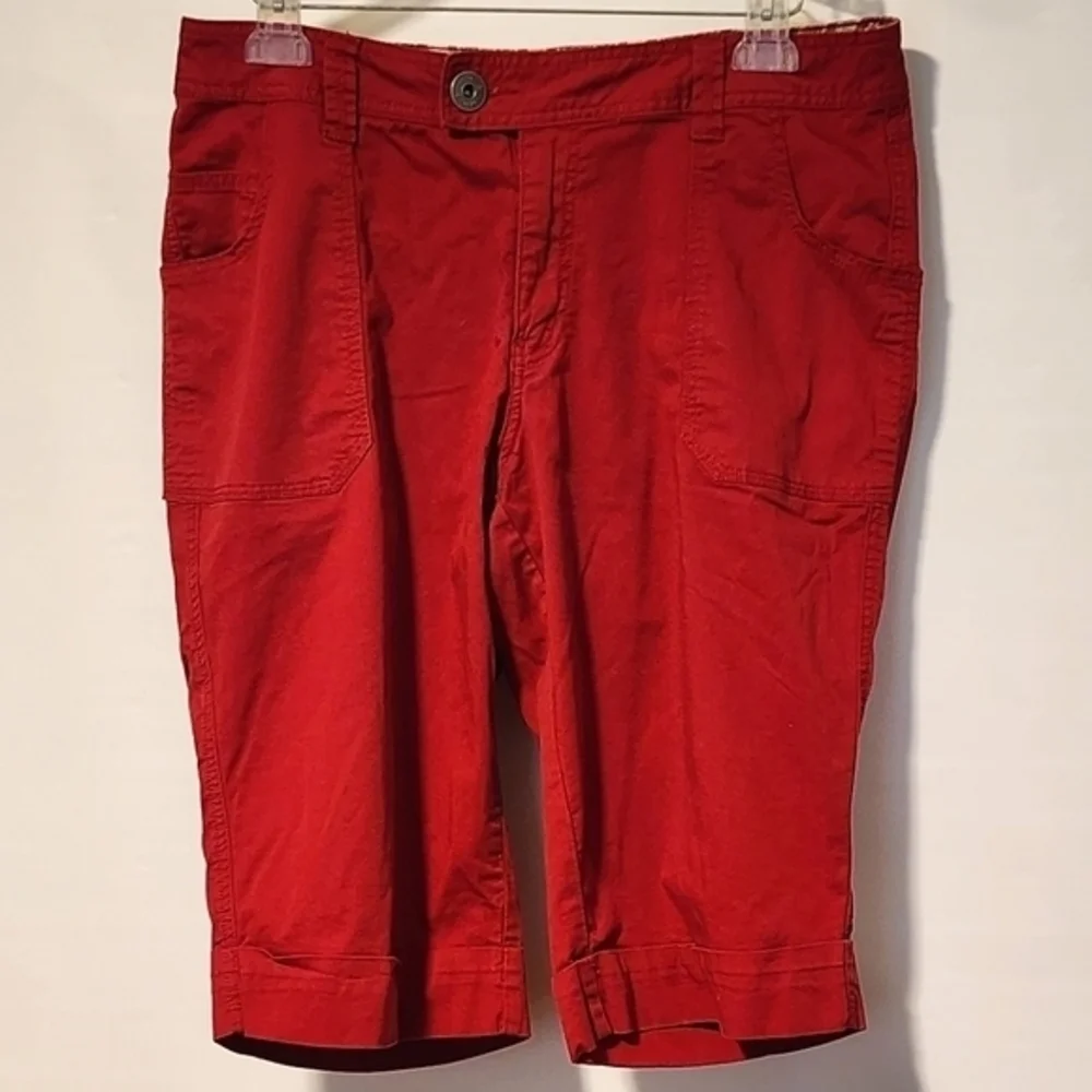 Venezia Women's Red Five‎ Pocket 15 Inch Inseam Shorts Size 14